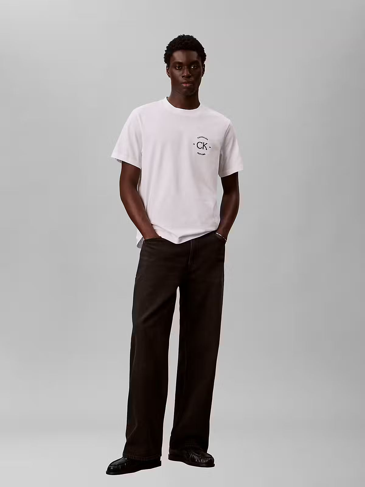 Calvin Klein Graphic Seasonal T-Shirt