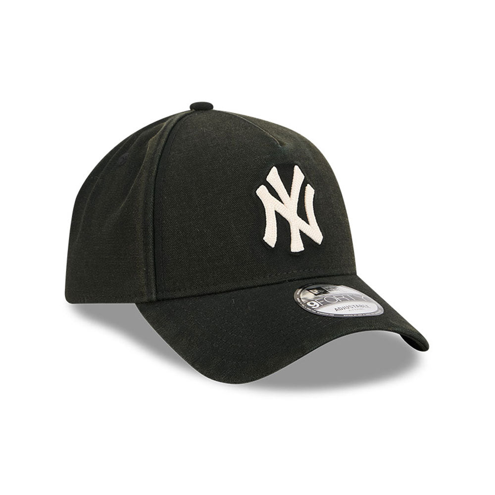 New Era 9Forty Washed Canvas New York Yankees Cap