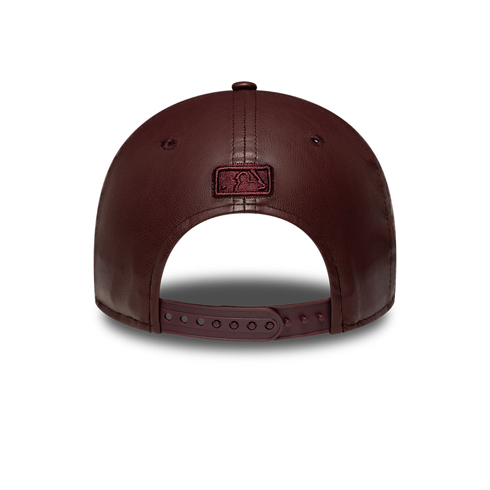 New Era 9Forty Women's NewYork Yankees PU Burgundy Cap