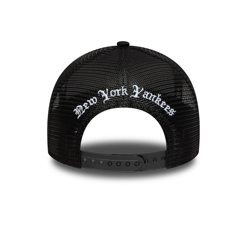 New Era NewYork Yankees Black Trucker Cap