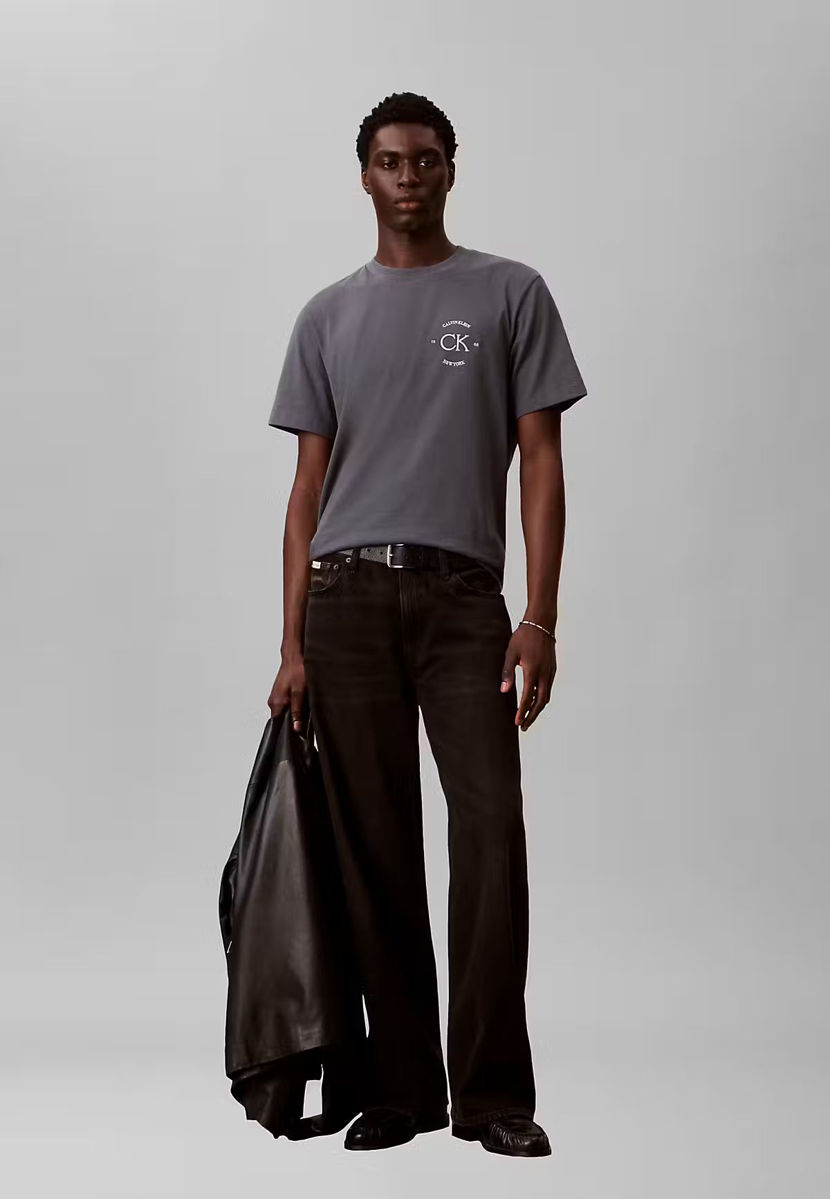 Calvin Klein Graphic Seasonal T-Shirt