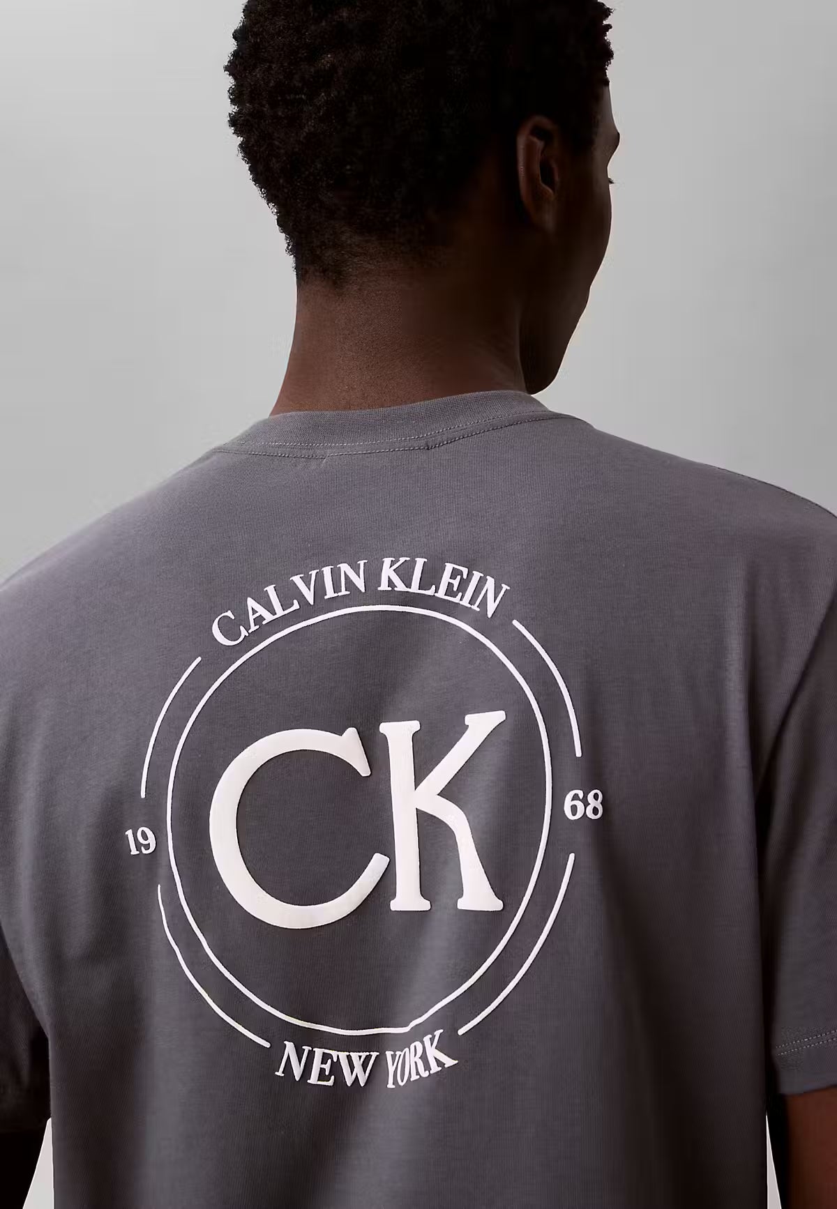 Calvin Klein Graphic Seasonal T-Shirt