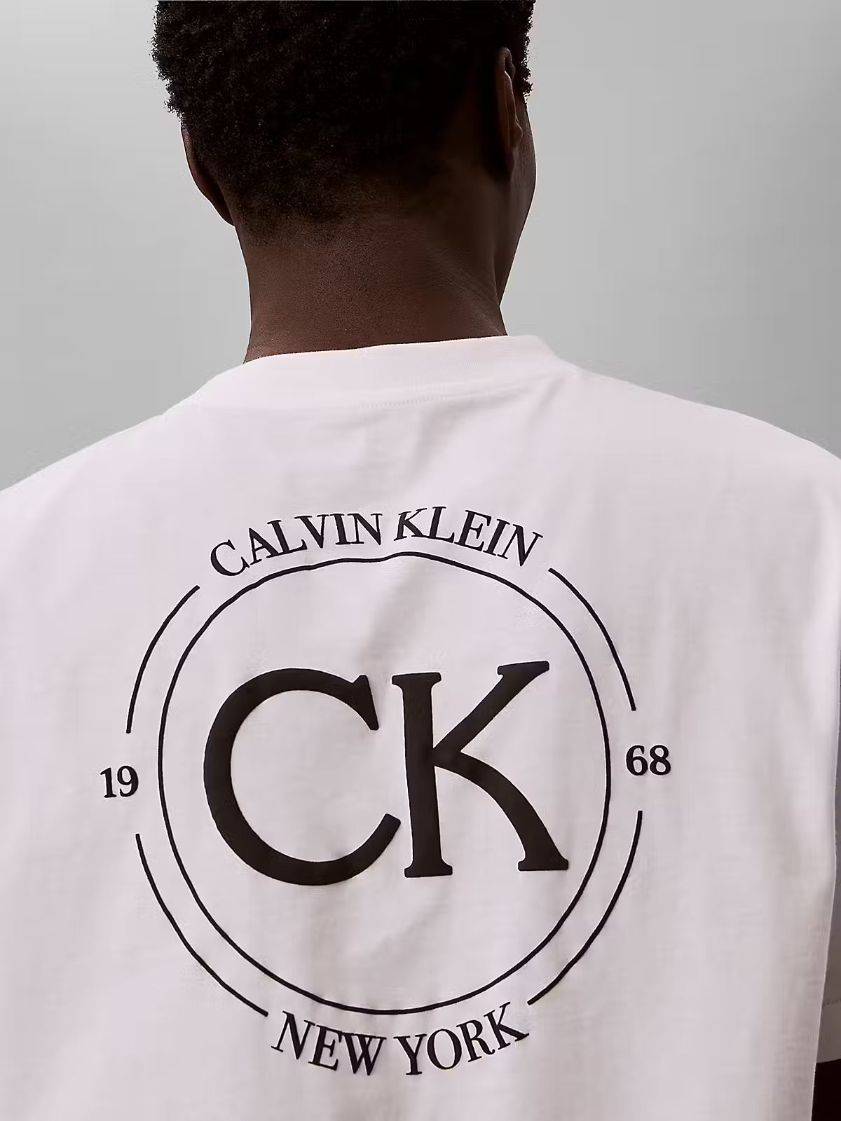 Calvin Klein Graphic Seasonal T-Shirt