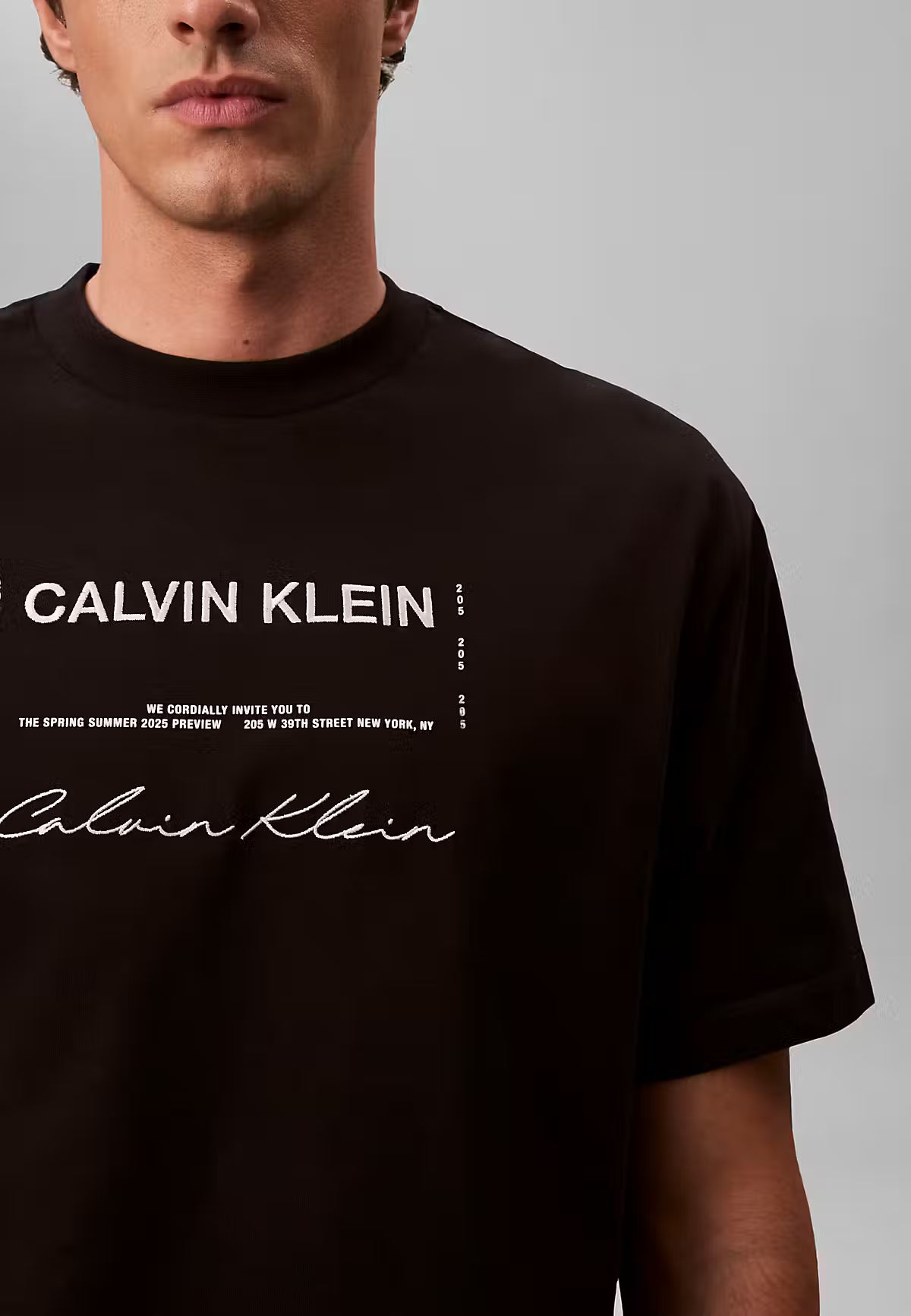 Calvin Klein Graphic Seasonal T-Shirt