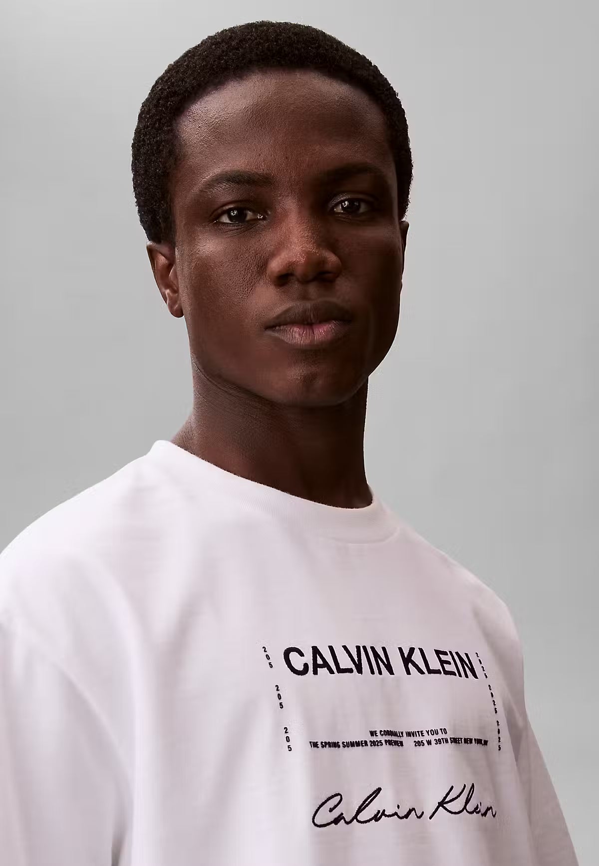 Calvin Klein Graphic Seasonal T-Shirt