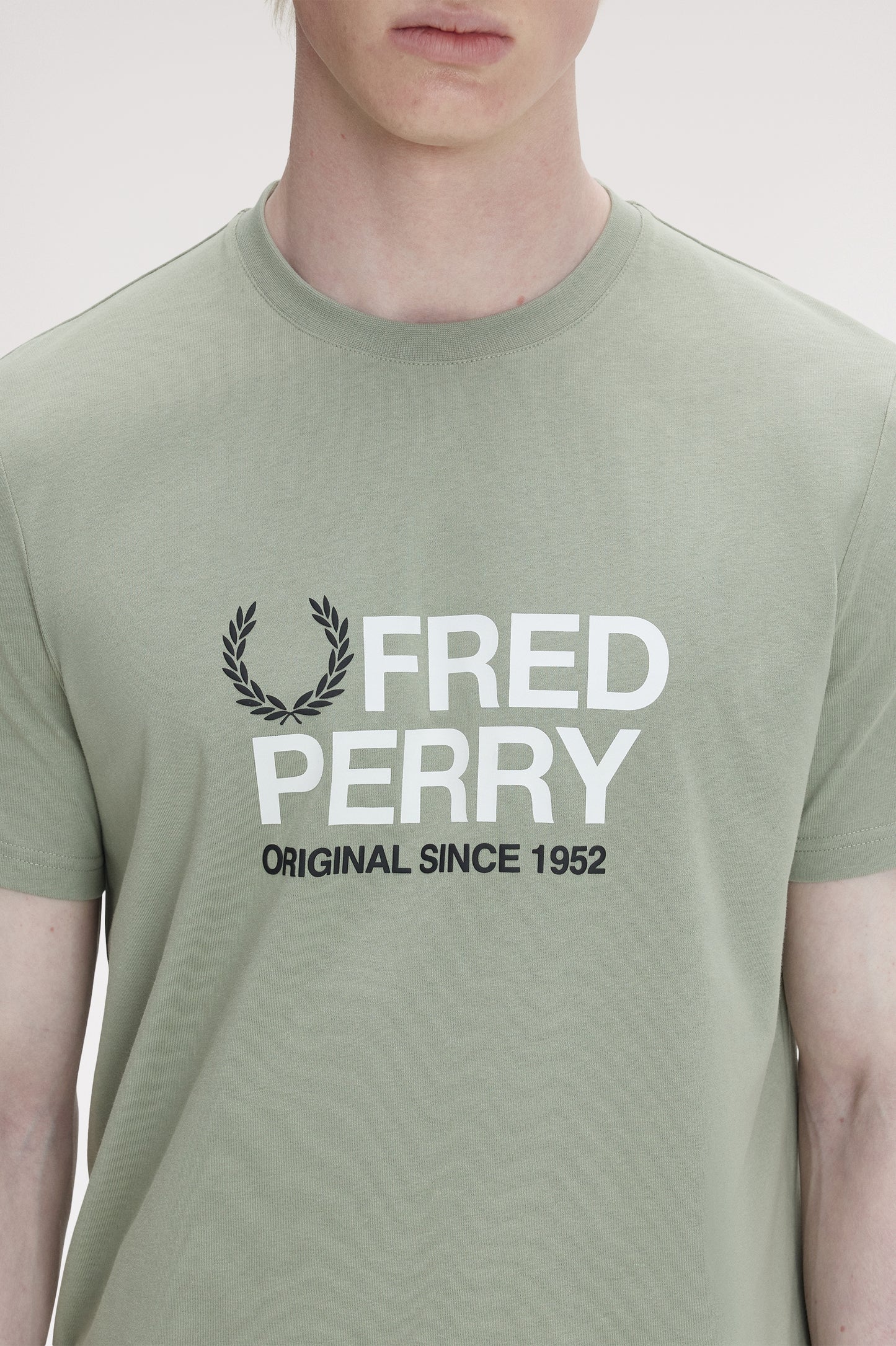 T-shirt Fred Perry M2406 couleur jonc de mer