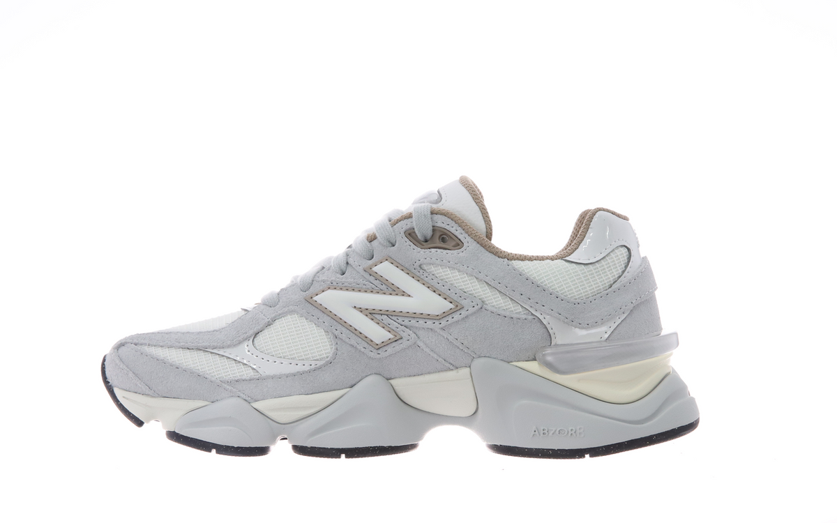 New Balance U906011M Shoes